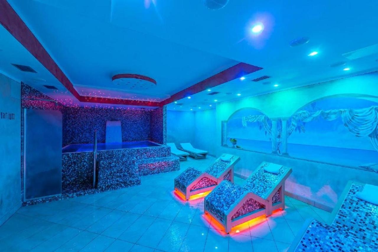 Garda Suite Hotel (Adults Only) Лимоне-суль-Гарда Экстерьер фото